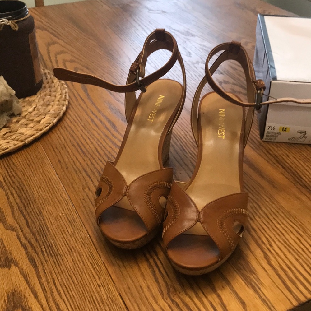Size 7.5 Nine West Cognac Wedge Sandal